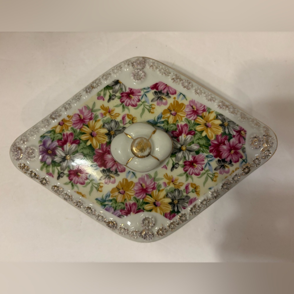 Vintage Tilso diamond shaped porcelain trinket box